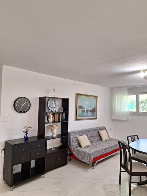 Kalamia Beachhouse Apartment